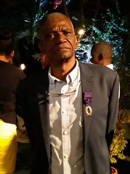 Professeur Bérard Cénatus de l’Université d’Etat d’Haïti (UEH), décoré de l’ordre des palmes académiques de France au grade d’officier