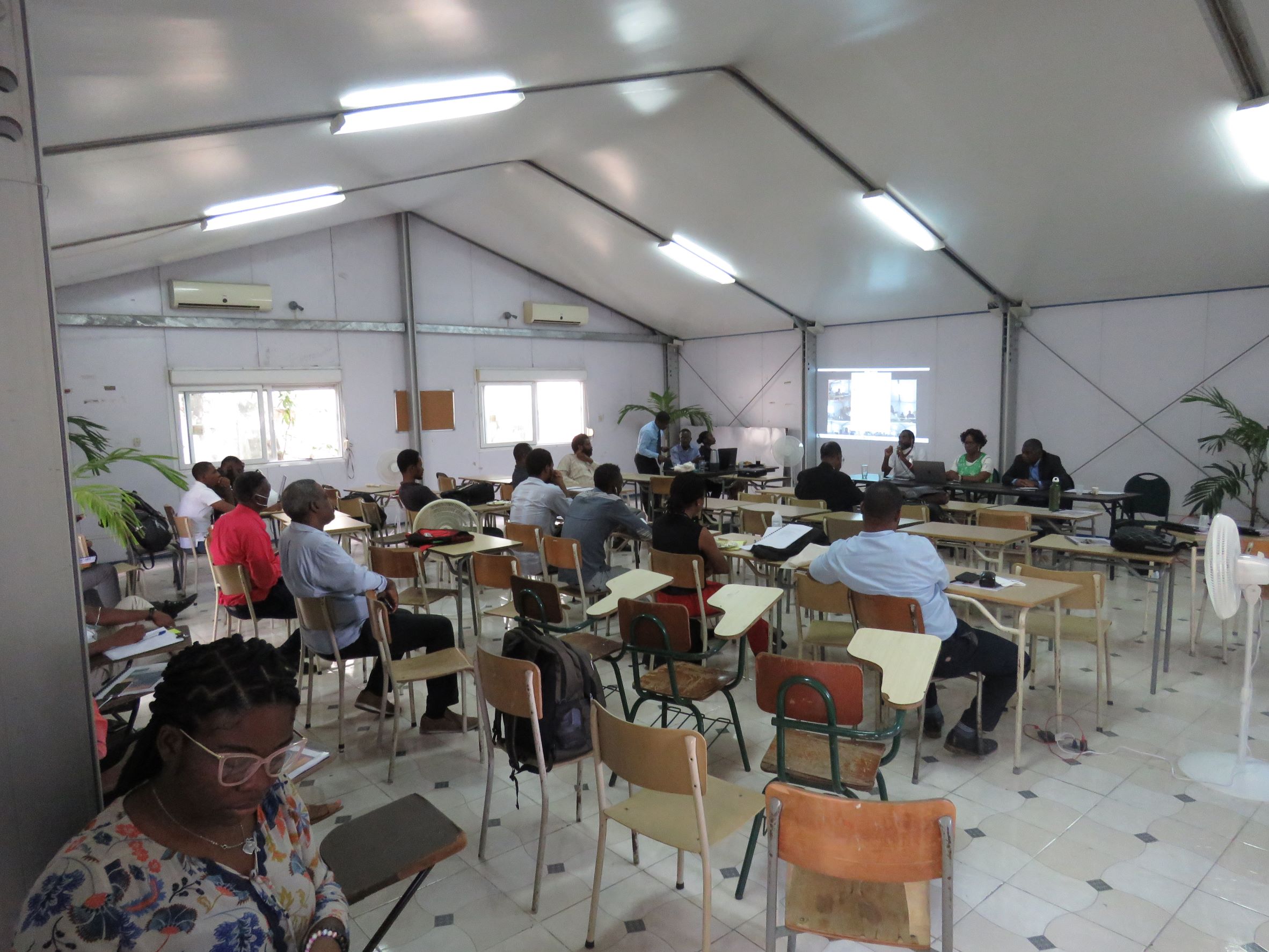 La Covid-19 et la vaccination au centre d’un colloque à l’Université d’Etat d’Haïti