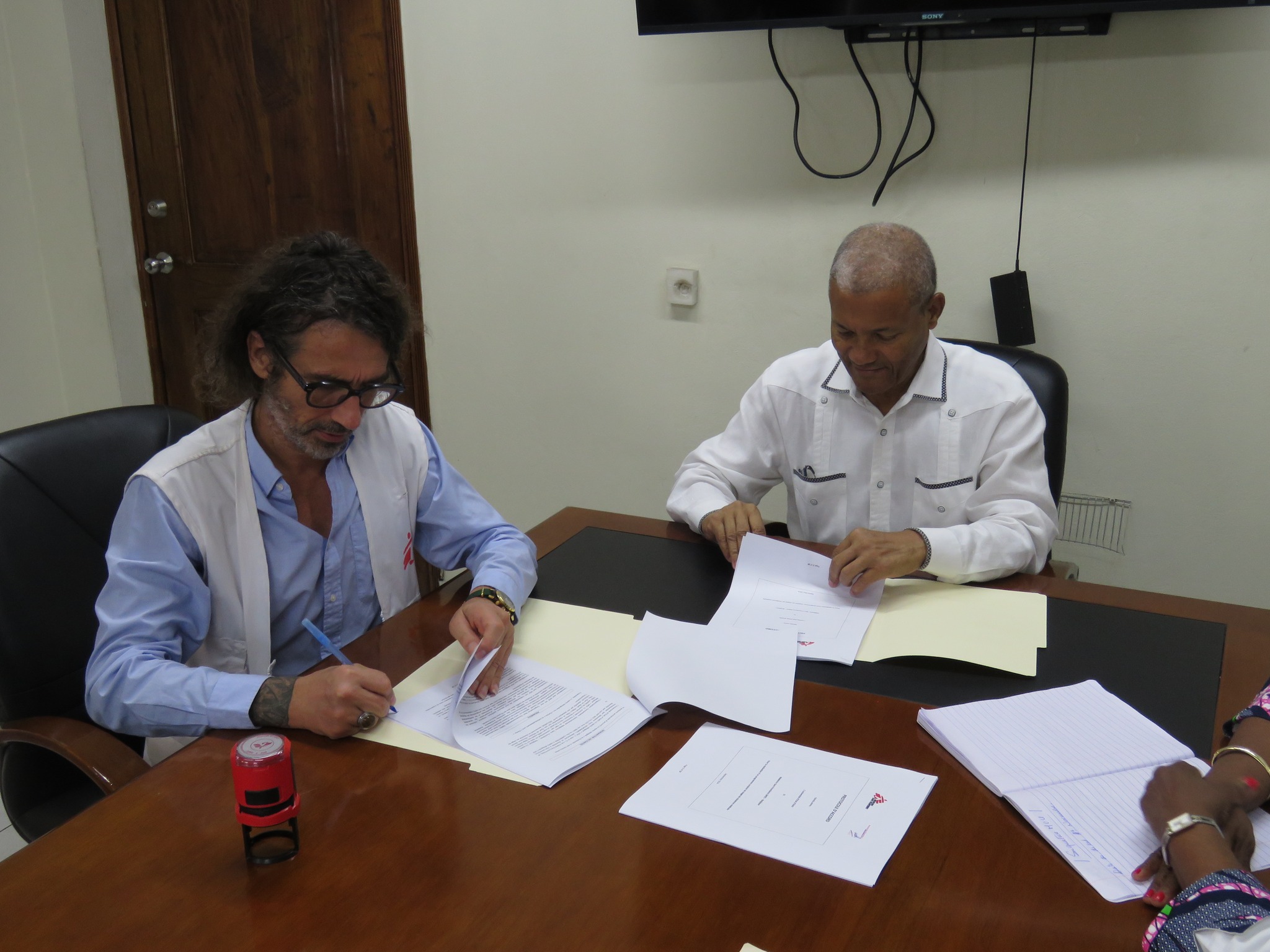 L’UEH et le MSF Belgique signent un protocole d’accord en appui à la résidence hospitalière