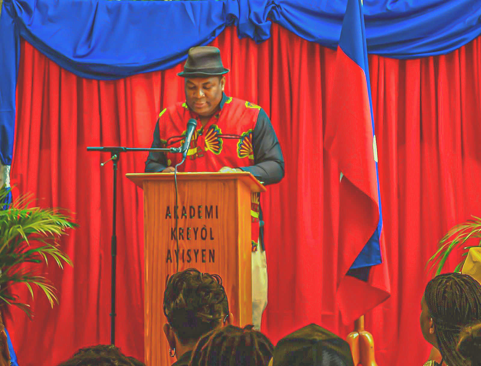 Diskou Pwofesè Bildadson Cadelus nan non Rektè Inivèsite Leta Ayiti nan kad selebrasyon Jounen entènasyonal Lang Manman 2026