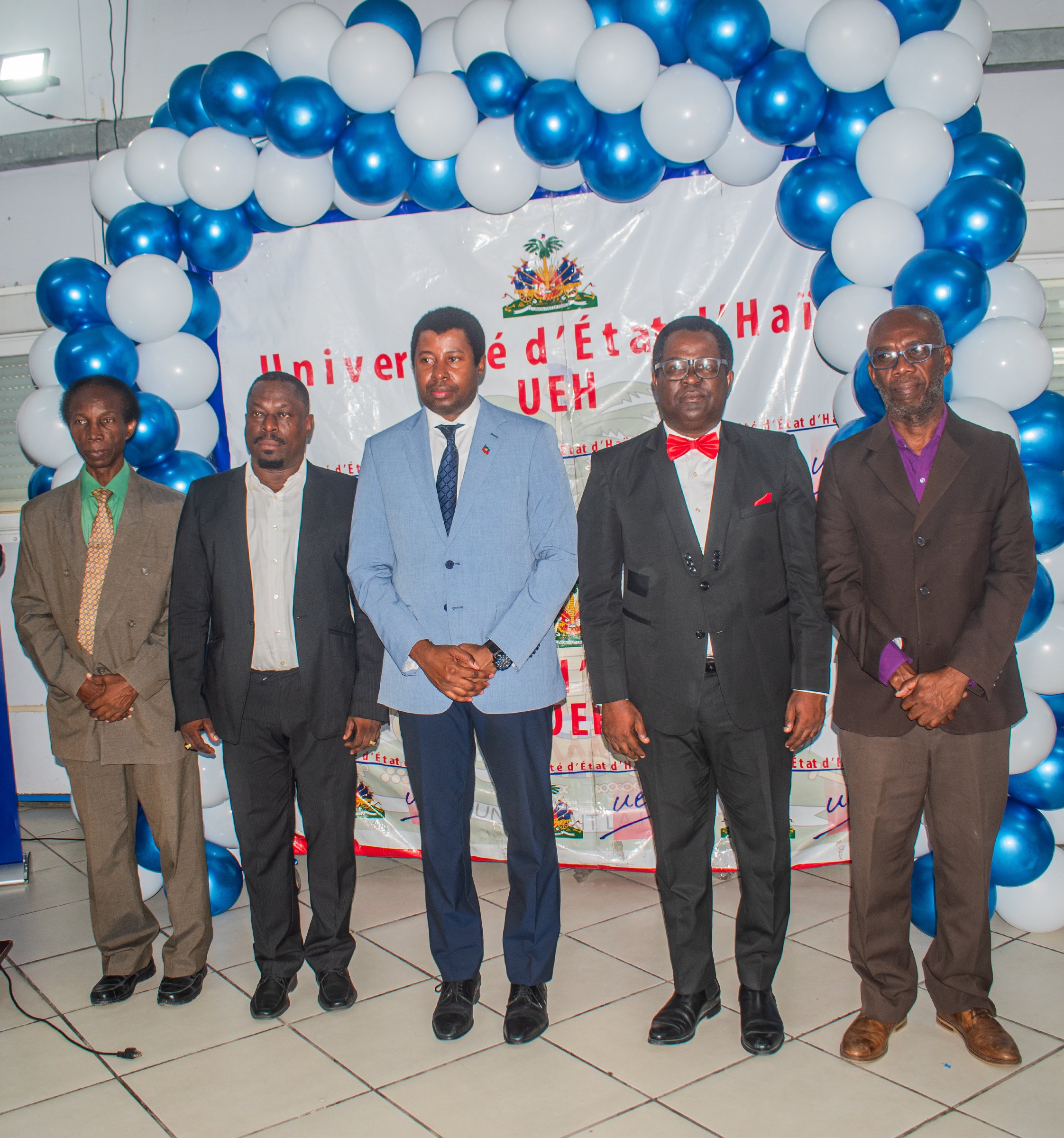 Le Conseil Exécutif de l'UEH et les deux membres de la nouvelle direction du LADIREP